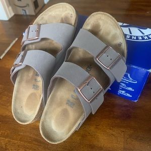 Birkenstock Arizona Sandals sz 39